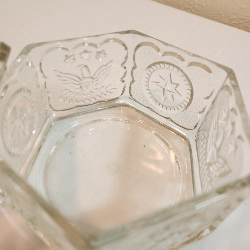 Vintage Indiana Glass Tiara Colonial Clear Glass Hexagonal Box with Lid - Picture 5 of 5